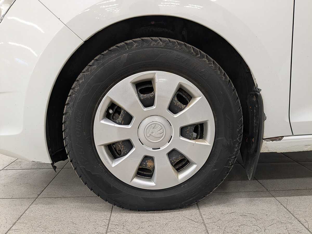 Б/У Шкода Рапид 2017 года. Фото: #11