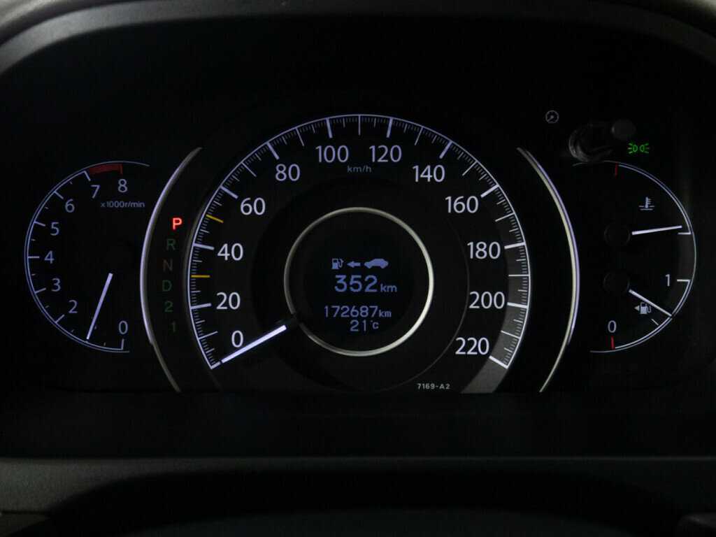 Б/У Хонда ЦР-В 2013 года. Фото: #11