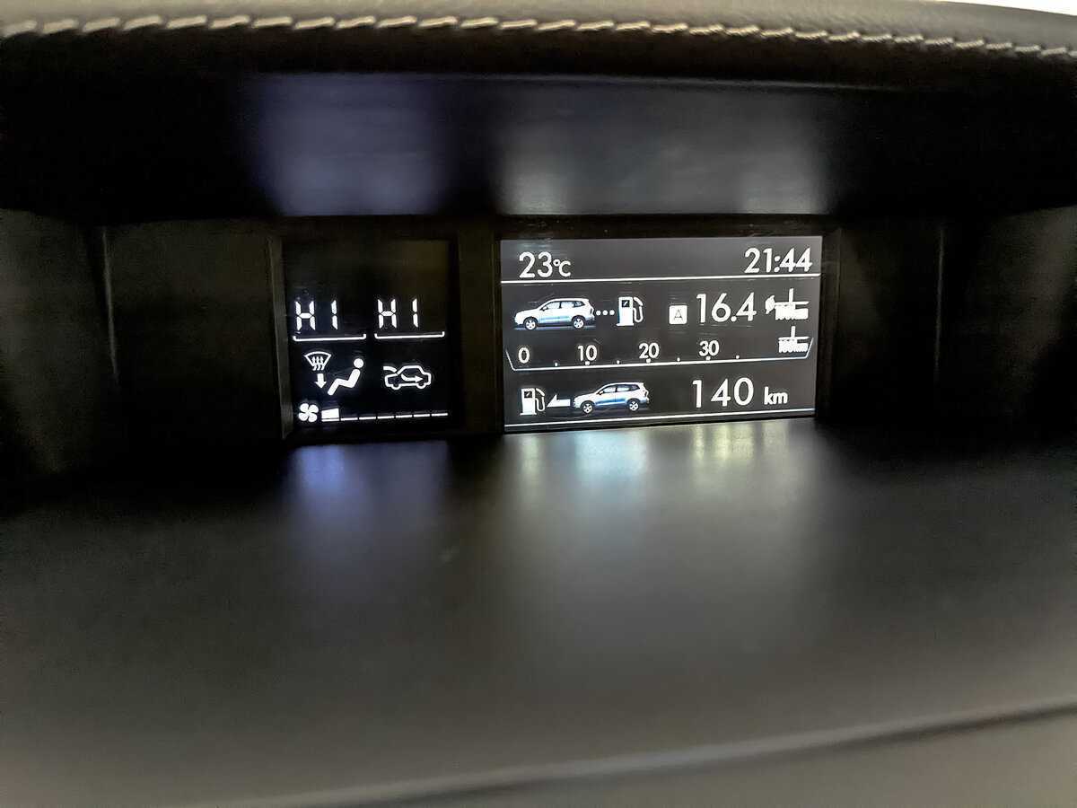 Б/У Субару Форестер 2018 года. Фото: #25