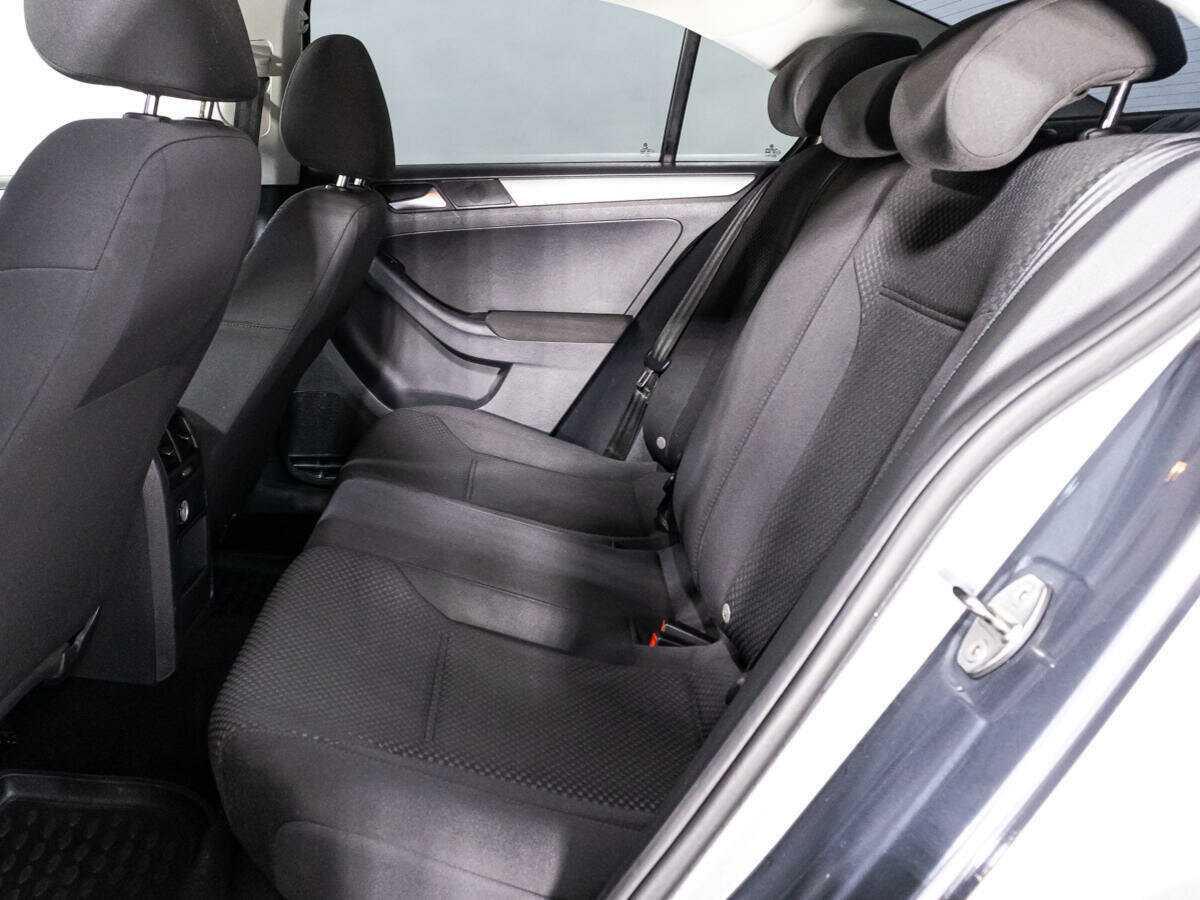 Б/У Фольксваген Джетта 2012 года. Фото: #9