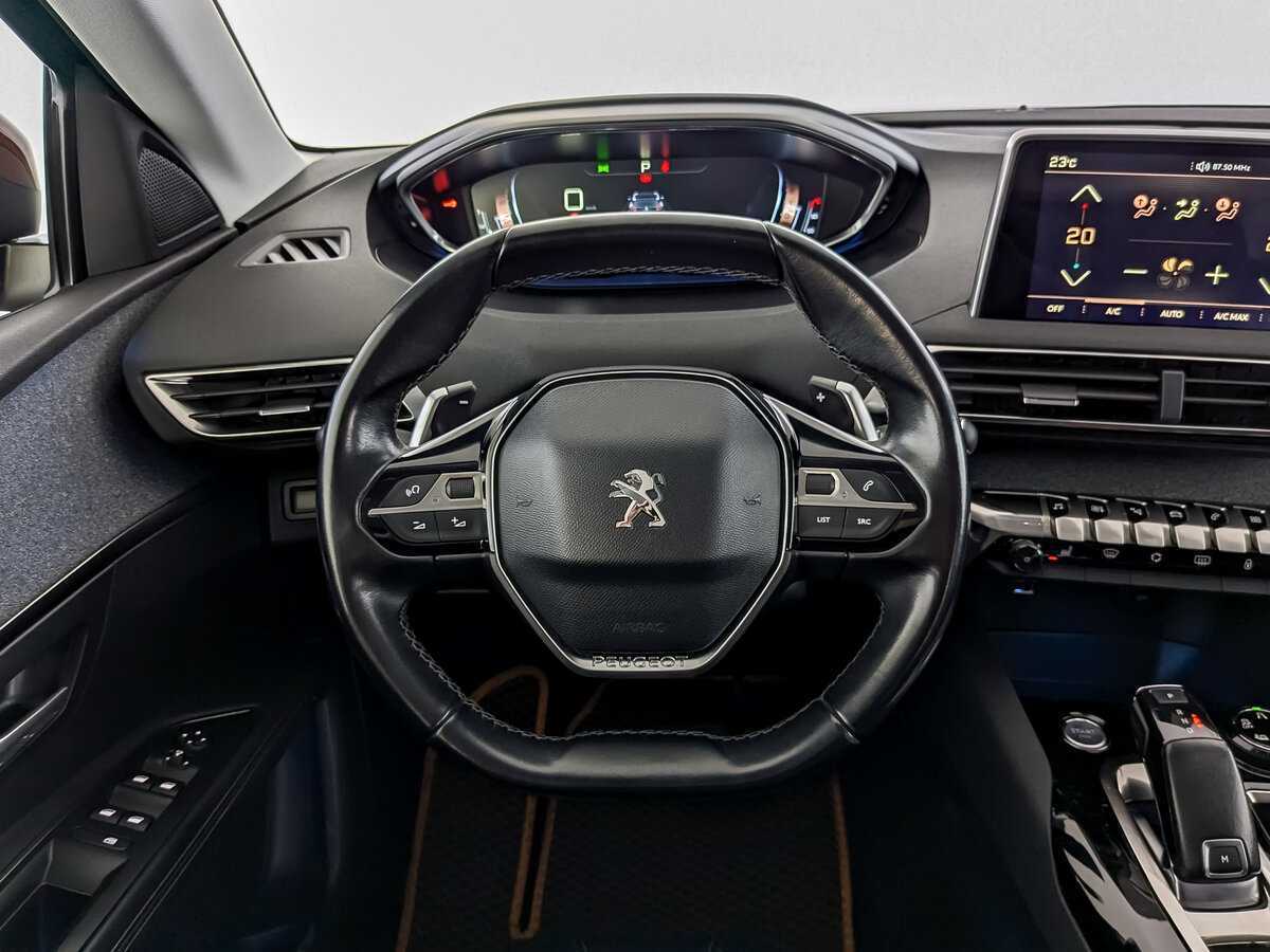 Б/У Пежо 3008 2017 года. Фото: #20