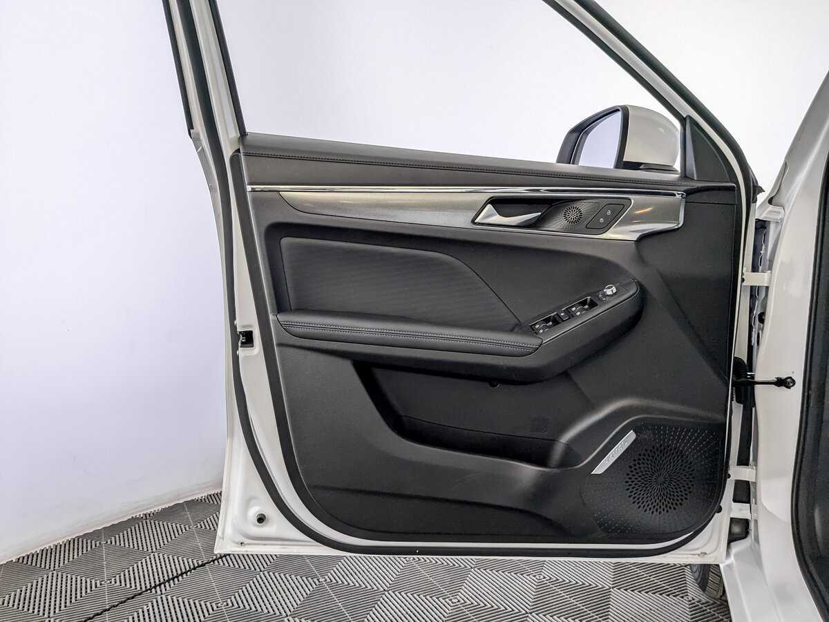 Б/У Хавал Джолион 2023 года. Фото: #18