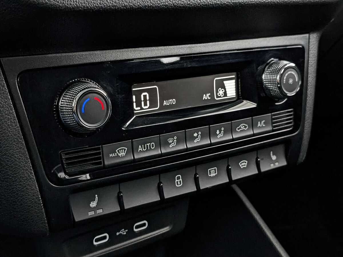 Б/У Шкода Рапид 2020 года. Фото: #21