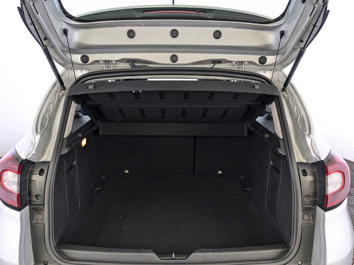 Б/У Рено Каптюр 2021 года. Фото: #9