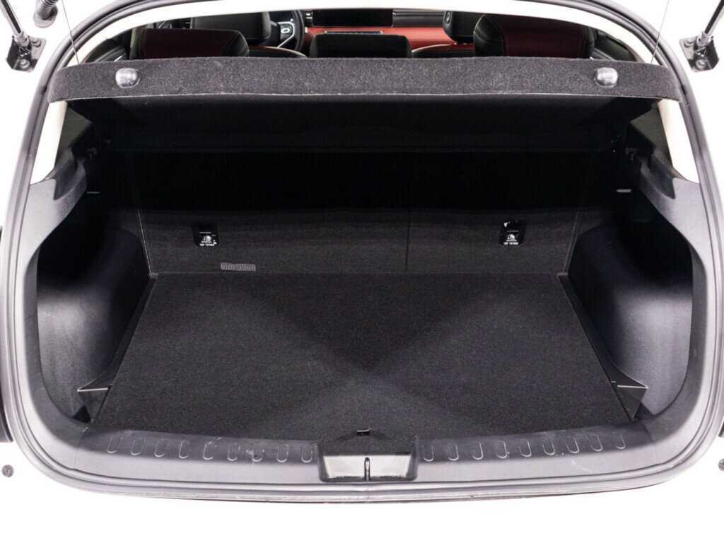 Б/У Хавал Джолион 2024 года. Фото: #14