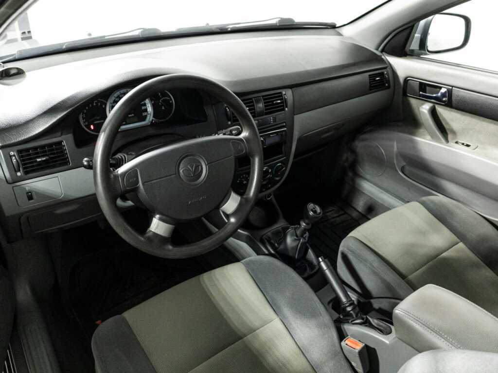 Б/У Дэу Гентра 2014 года. Фото: #10