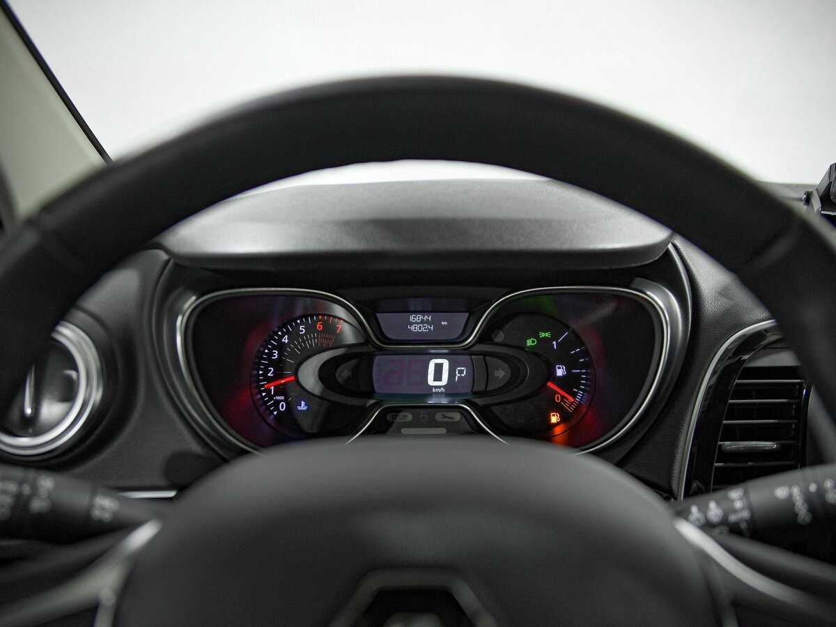 Б/У Рено Каптюр 2021 года. Фото: #5