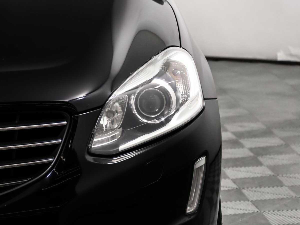 Б/У Вольво ИксЦ60 2014 года. Фото: #14