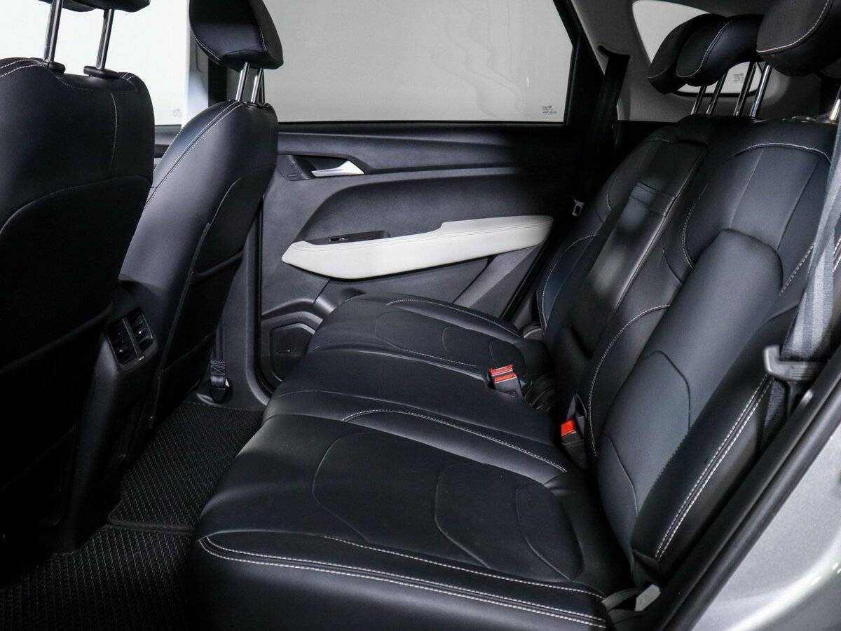 Б/У Шевроле Каптива 2022 года. Фото: #4