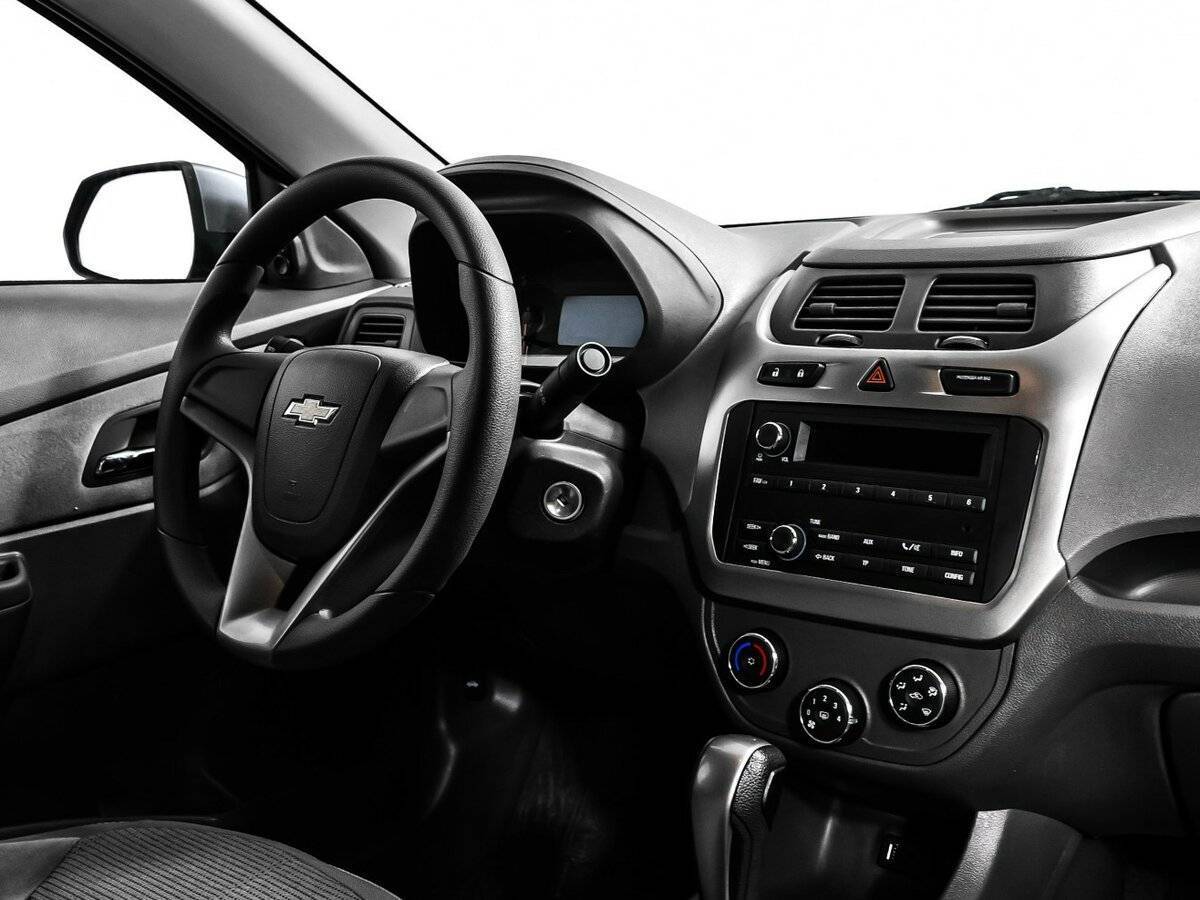 Б/У Шевроле Кобальт 2023 года. Фото: #8