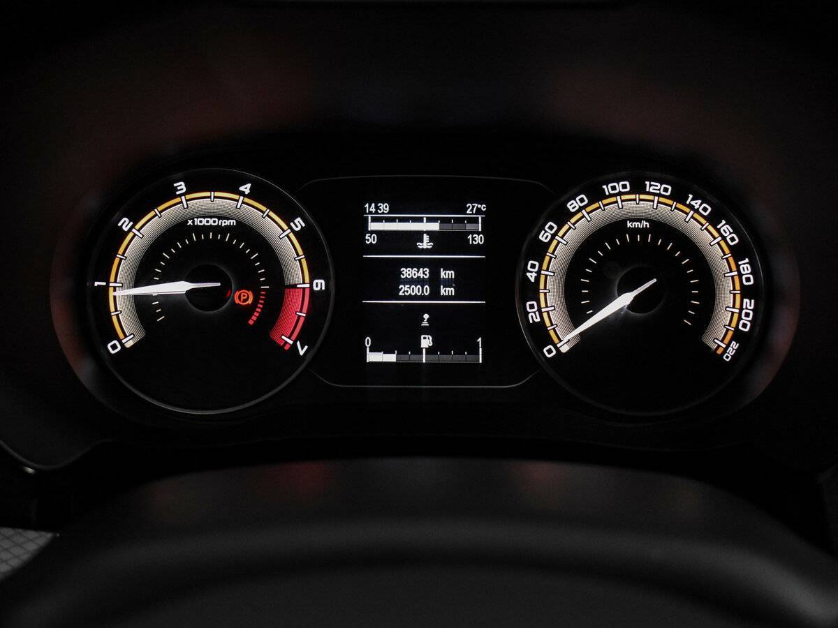 Б/У Лада (ВАЗ) Веста 2023 года. Фото: #15