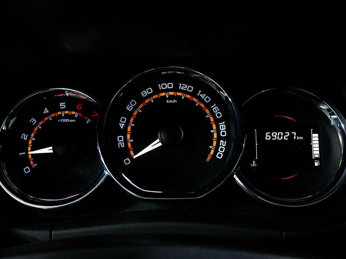 Б/У Лада (ВАЗ) Ларгус 2021 года. Фото: #10