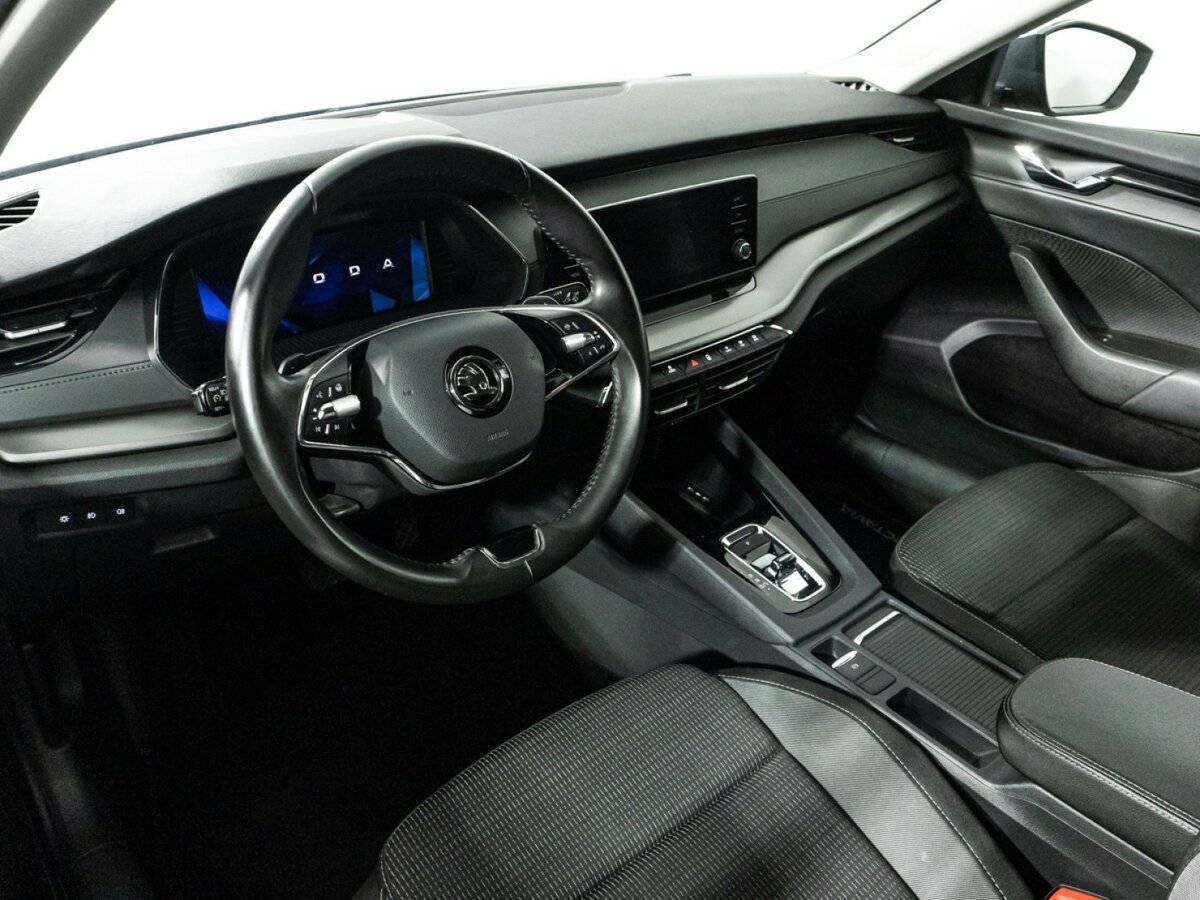 Б/У Шкода Октавия 2020 года. Фото: #10