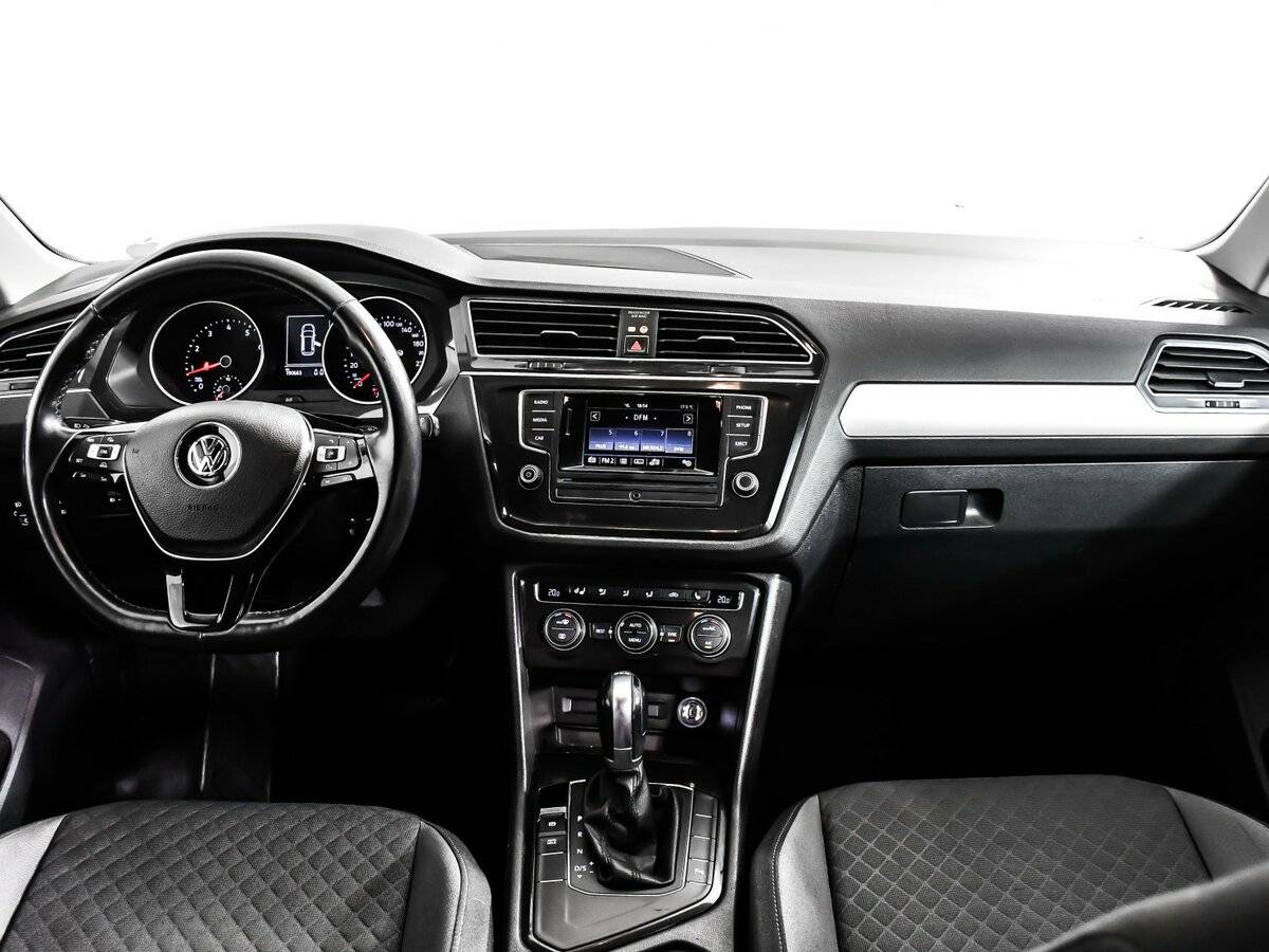 Б/У Фольксваген Тигуан 2017 года. Фото: #8