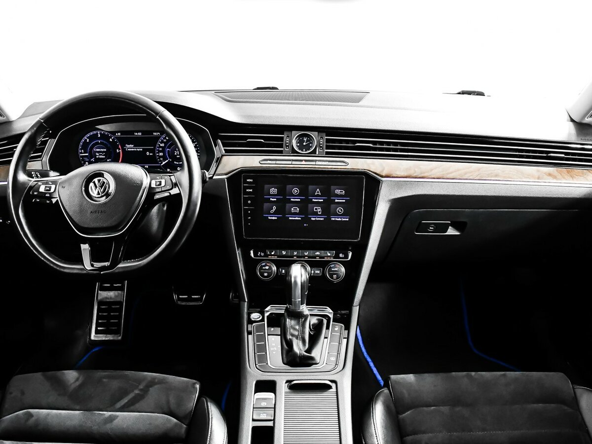 Б/У Фольксваген Пассат 2018 года. Фото: #8