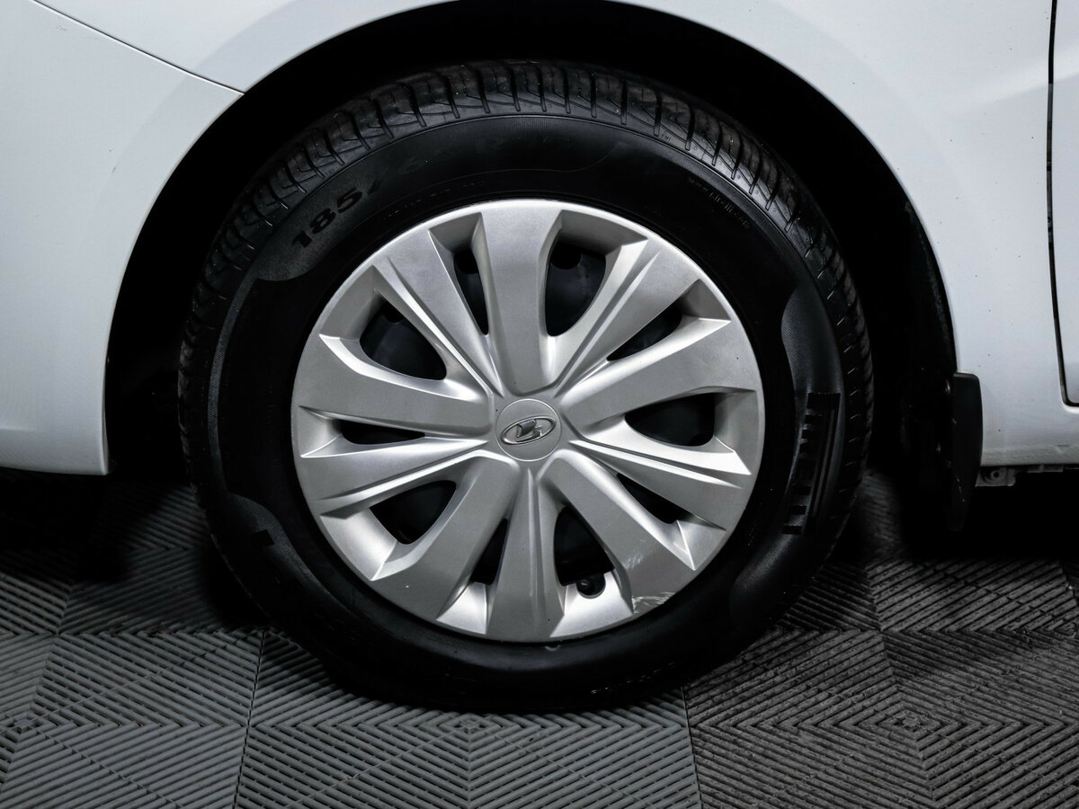 Б/У Лада (ВАЗ) Веста 2023 года. Фото: #11