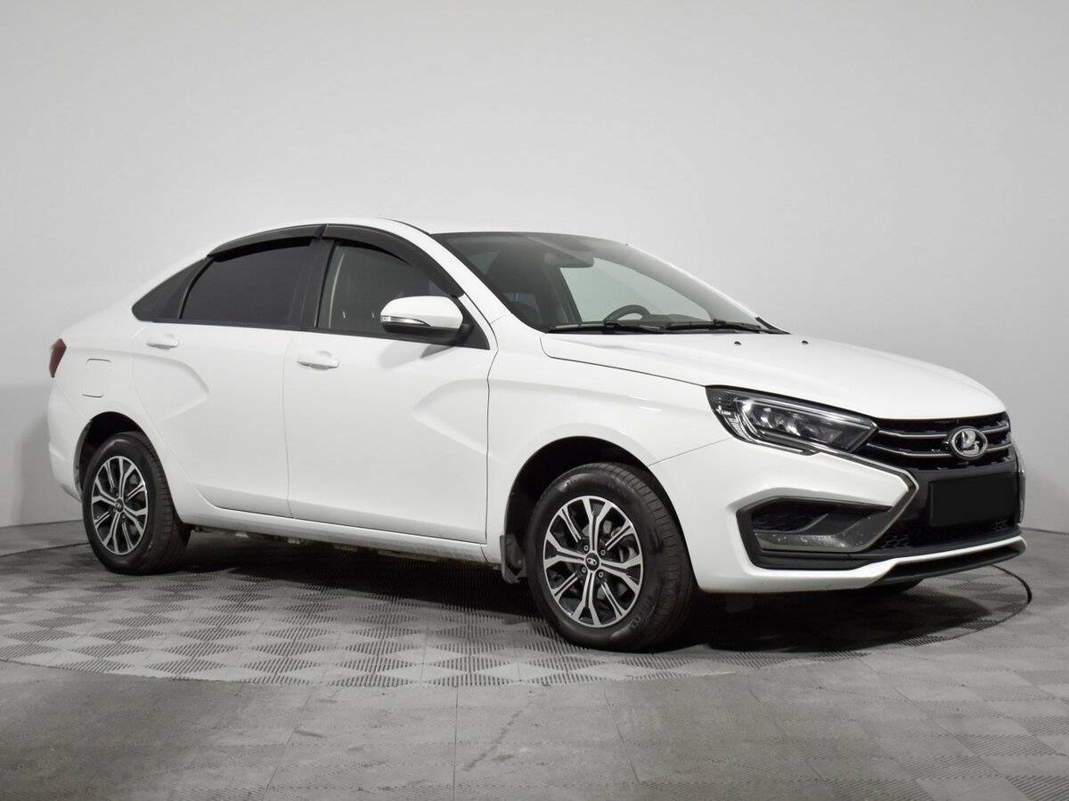 Б/У Лада (ВАЗ) Веста 2023 года. Фото: #2