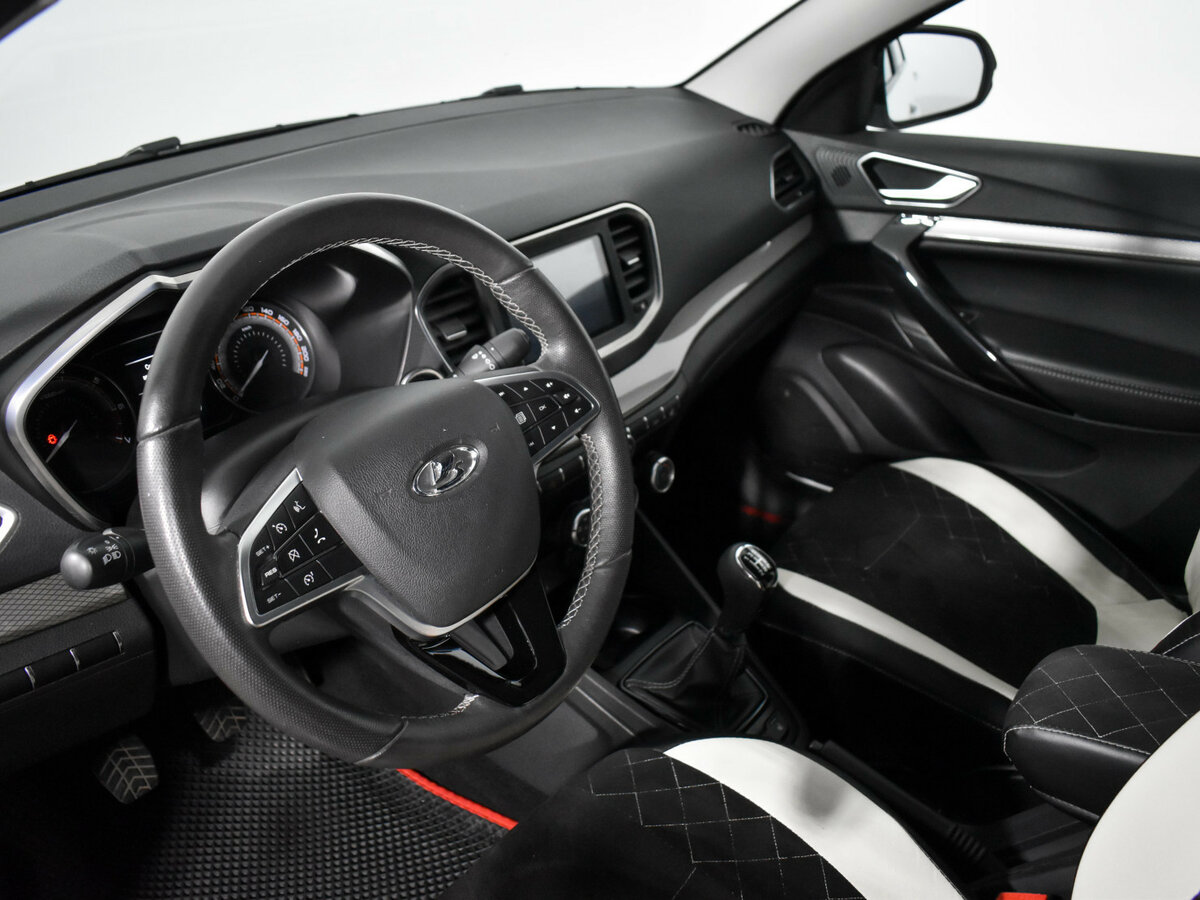 Б/У Лада (ВАЗ) Веста 2023 года. Фото: #8