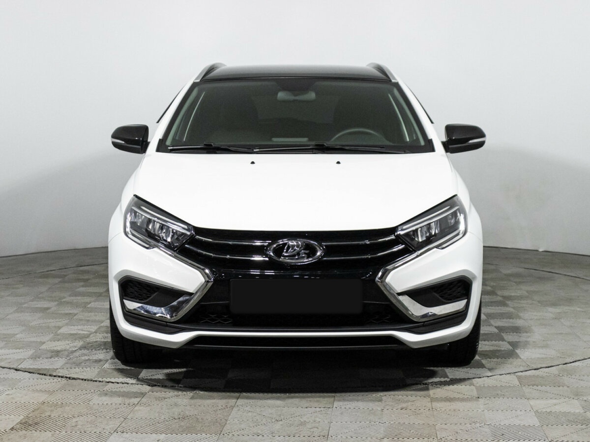 Б/У Лада (ВАЗ) Веста 2024 года. Фото: #1