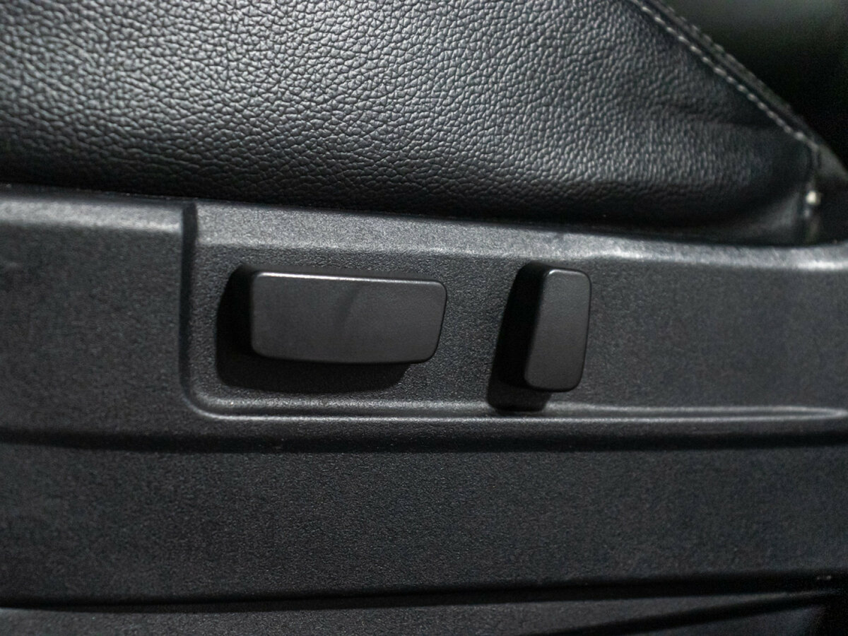 Б/У Митсубиши Оутлэндер 2014 года. Фото: #18