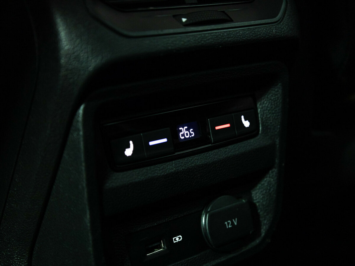 Б/У Фольксваген Тигуан 2018 года. Фото: #22