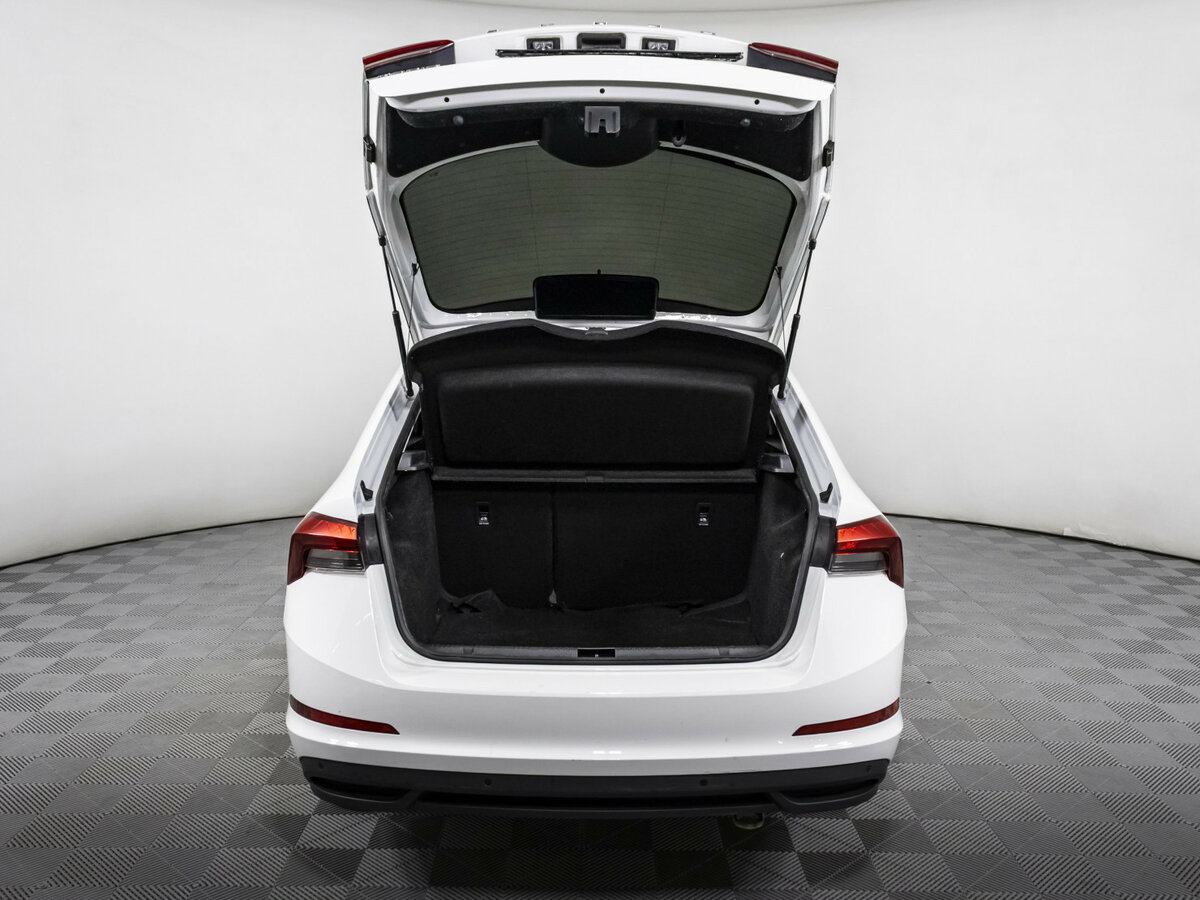 Б/У Шкода Рапид 2021 года. Фото: #15