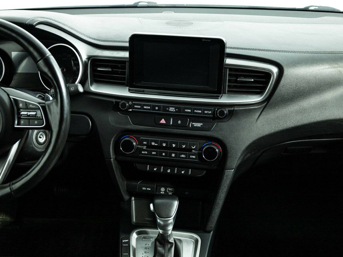 Б/У Киа Сид 2018 года. Фото: #13