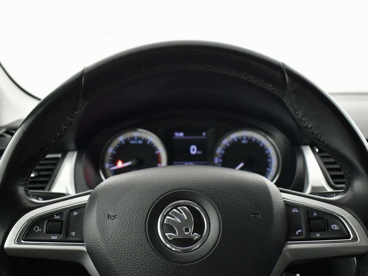 Б/У Шкода Рапид 2017 года. Фото: #13