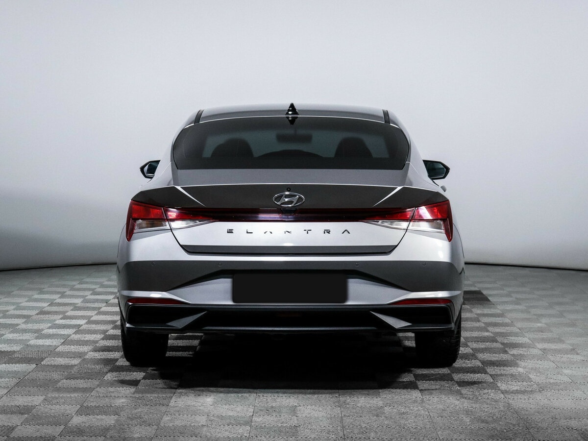 Б/У Хендай Елантра 2021 года. Фото: #4