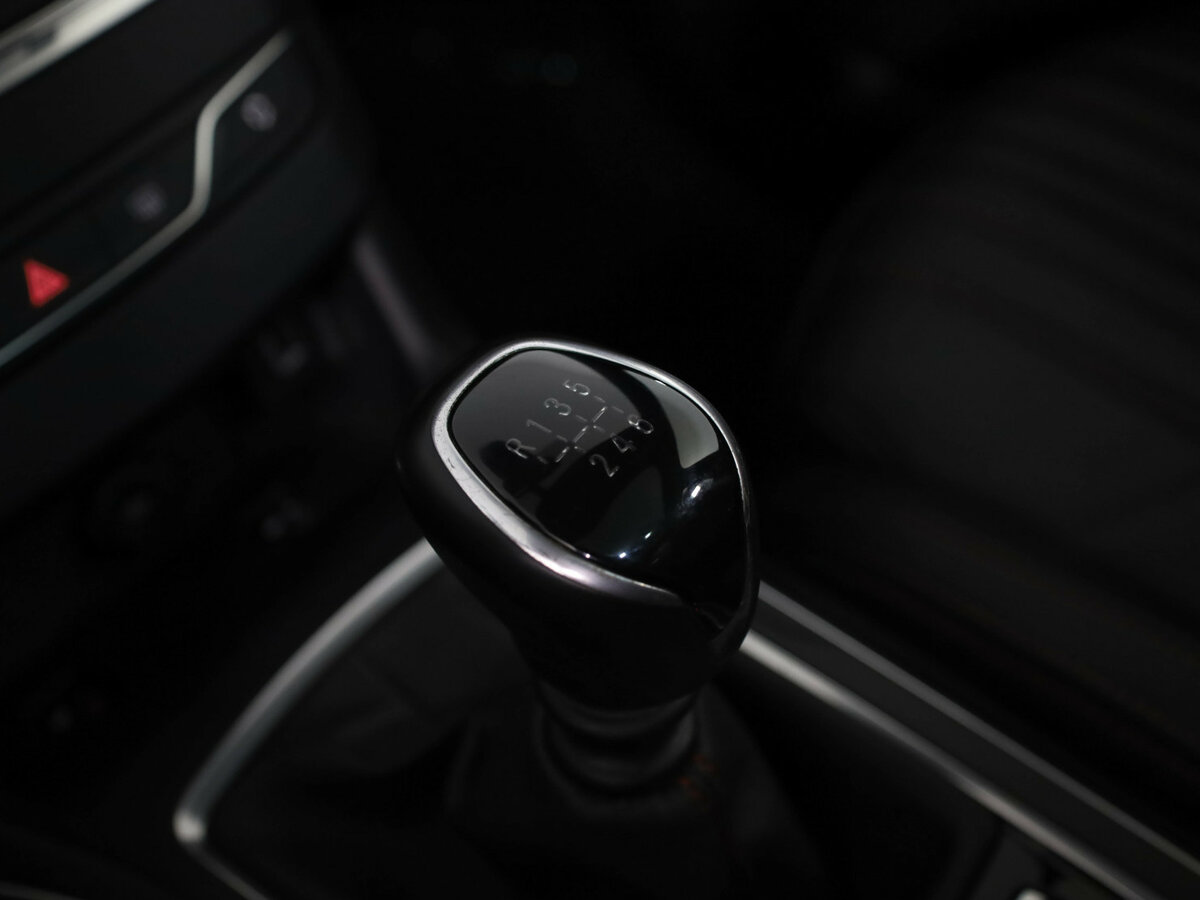 Б/У Пежо 308 2019 года. Фото: #10