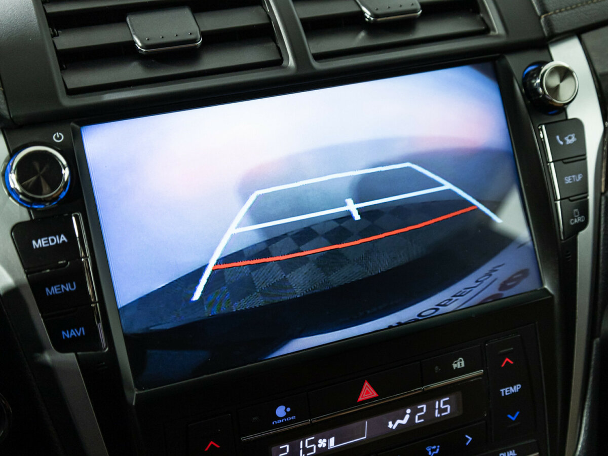 Б/У Тойота Камри 2016 года. Фото: #13